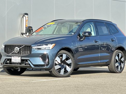 Certified 2025 Volvo XC60 T8 Plus w/ Protection Package Premier image 1