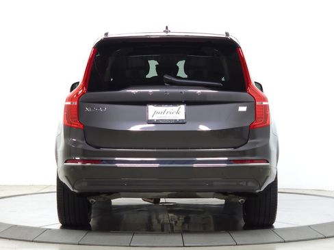 Used 2024 Volvo XC90 T8 Plus w/ Protection Package Premier AWD/4WD image 8