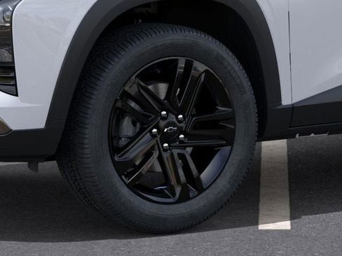 New 2026 Chevrolet Trax ACTIV w/ Sunroof Package image 9