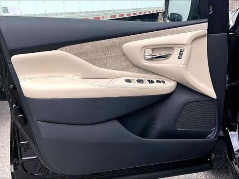 Certified 2024 Nissan Murano SL FWD image 22