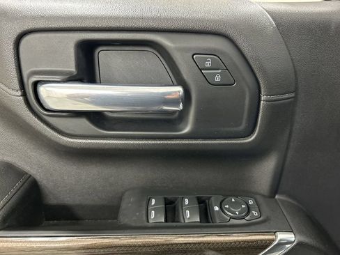 Used 2022 Chevrolet Silverado 1500 LT AWD/4WD image 11