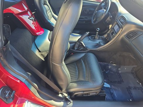 Used 2004 Chevrolet Corvette NA w/ Preferred Equipment Group image 13