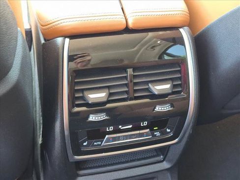 Certified 2024 BMW X7 xDrive40i AWD/4WD image 15