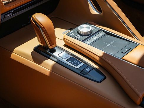Used 2021 Lexus LC 500 Convertible w/ Touring Package RWD image 22