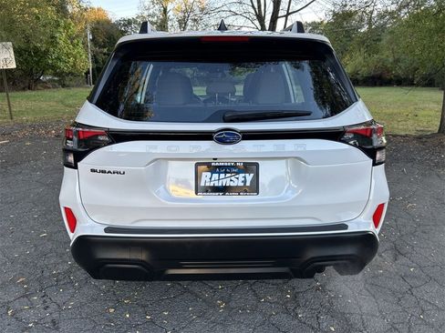 Certified 2025 Subaru Forester image 25
