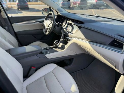 Used 2020 Cadillac XT5 Premium Luxury AWD/4WD image 19