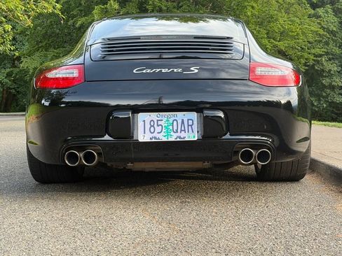Used 2009 Porsche 911 Carrera S RWD image 3