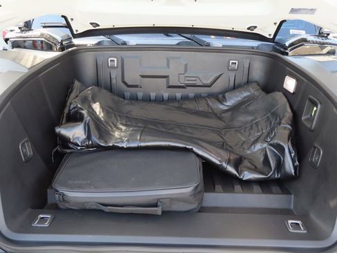 Certified 2022 GMC Hummer EV Edition 1 w/ LPO, Illumination Package image 32