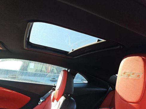 Used 2010 Chevrolet Camaro SS w/ RS Package image 7