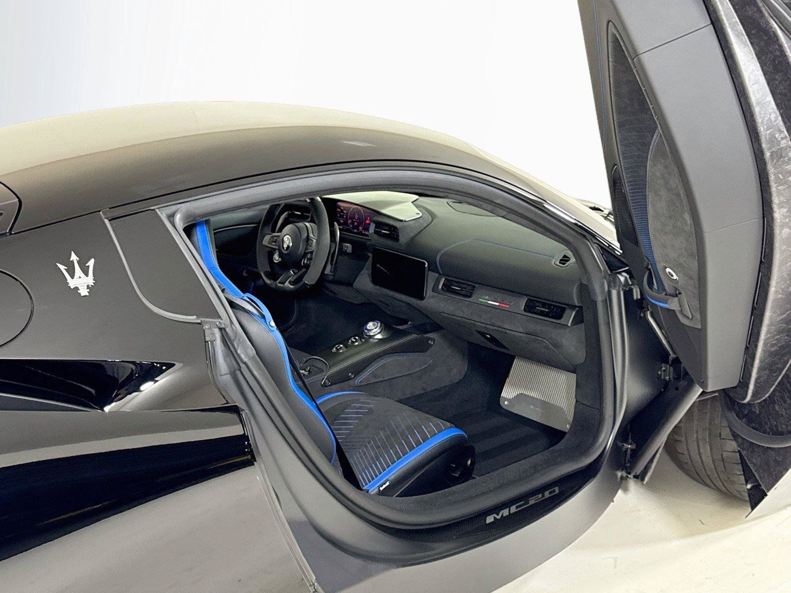 Used 2022 Maserati MC20 Coupe RWD image 28