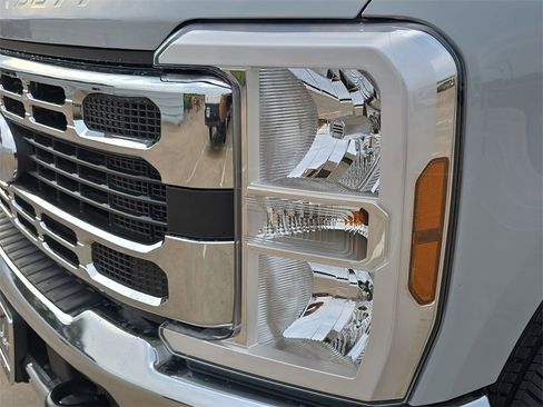 New 2026 Ford F350 XLT w/ 360-Degree Camera Package image 23