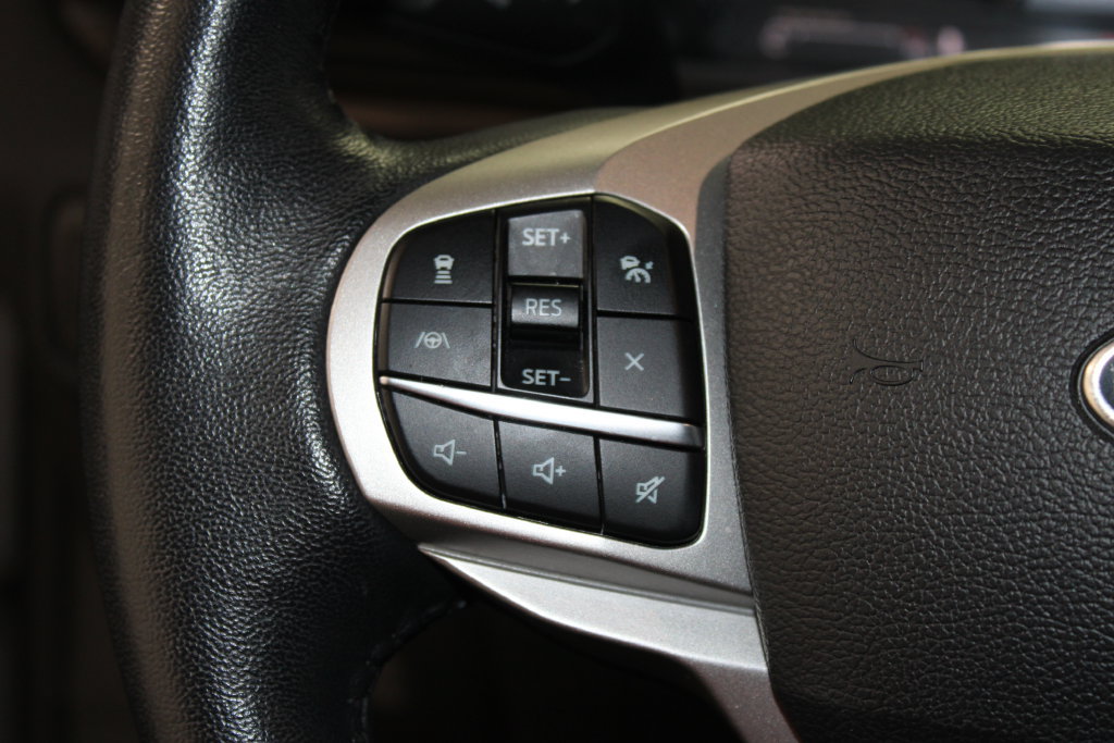 Used 2024 Ford Explorer Limited AWD/4WD image 45