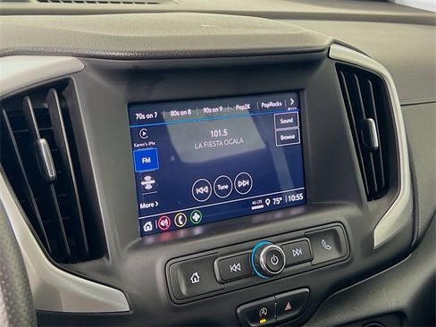 Used 2022 GMC Terrain SLE image 15