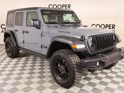 Used 2024 Jeep Wrangler Unlimited Sport AWD/4WD image 1