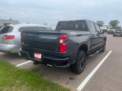 Used 2020 Chevrolet Silverado 1500 LT Trail Boss AWD/4WD image 3