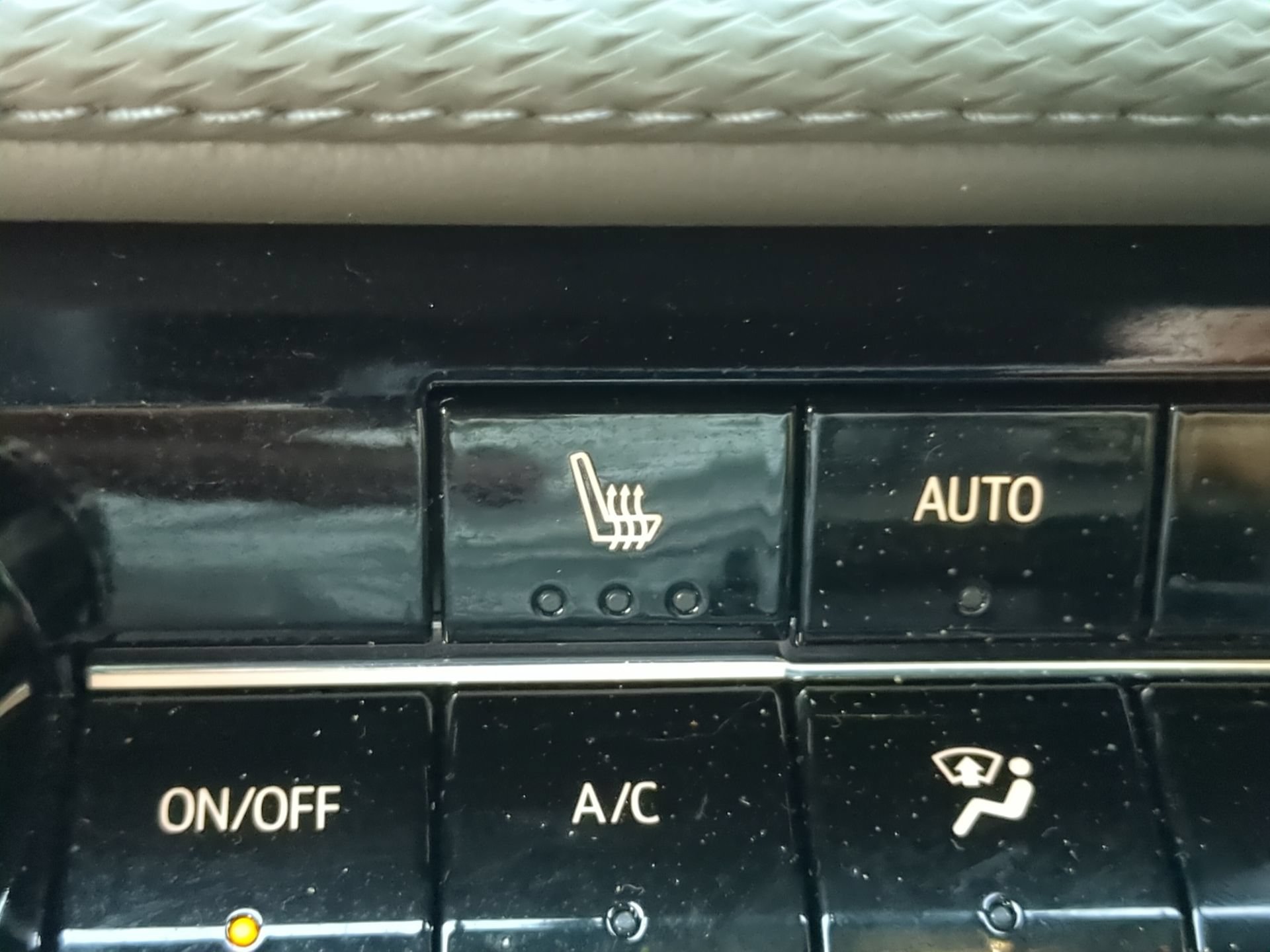 Used 2025 Chevrolet Equinox LT w/ Convenience Package II FWD image 62
