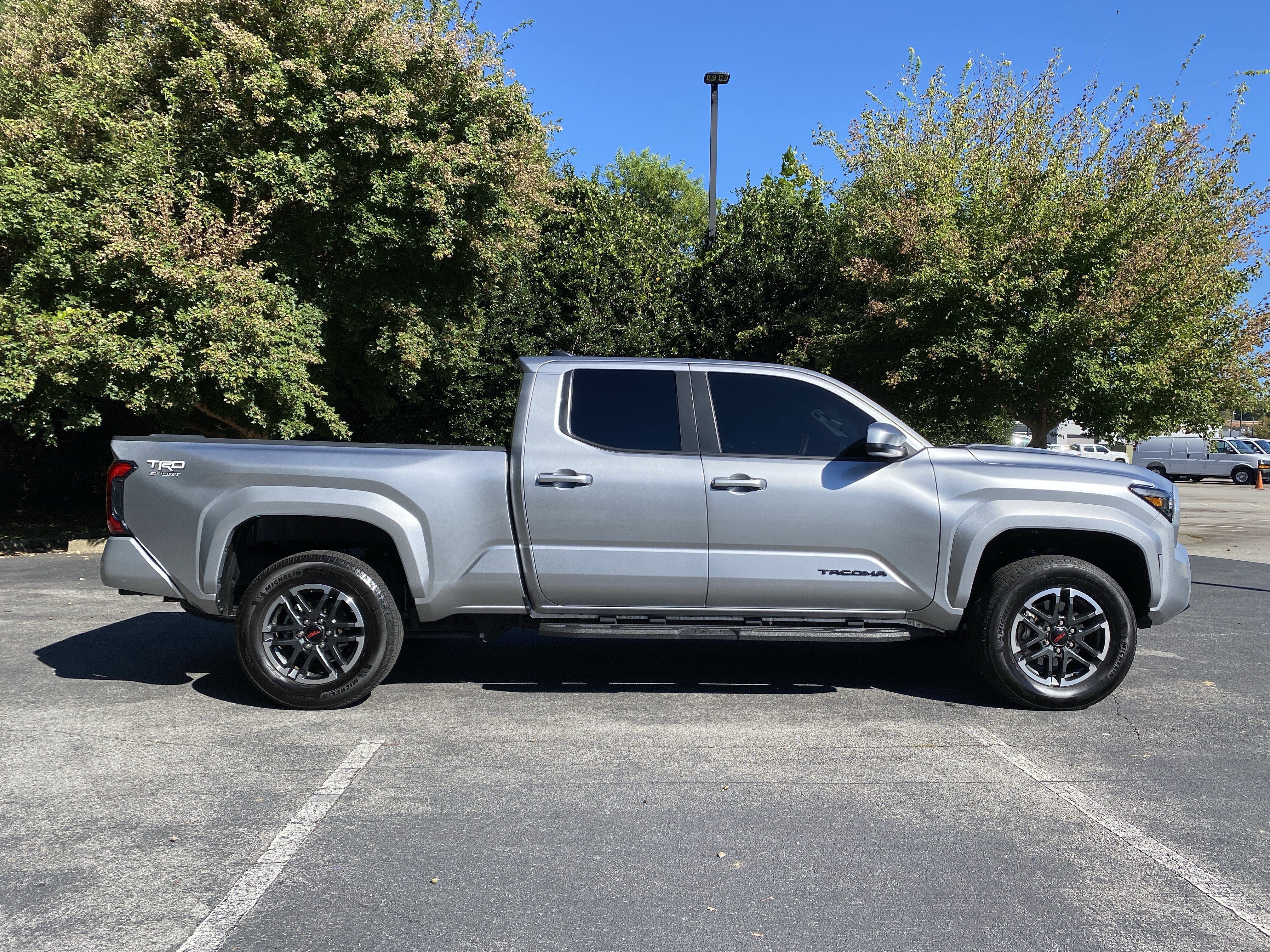 Used 2025 Toyota Tacoma TRD Sport AWD/4WD image 10