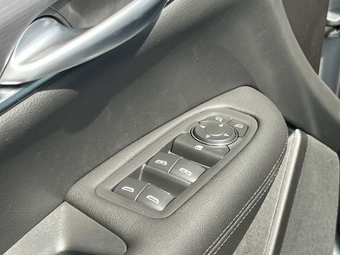 New 2026 Cadillac XT5 Luxury image 24