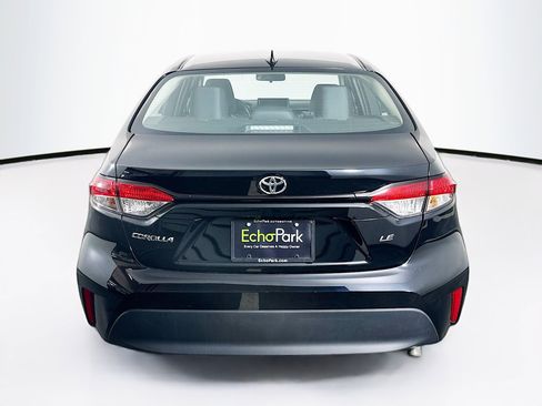 Used 2025 Toyota Corolla LE image 7