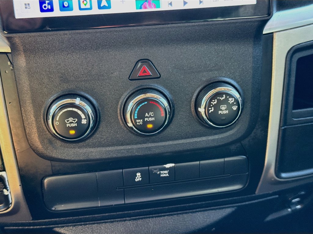 Used 2017 RAM 1500 Classic SLT AWD/4WD image 15