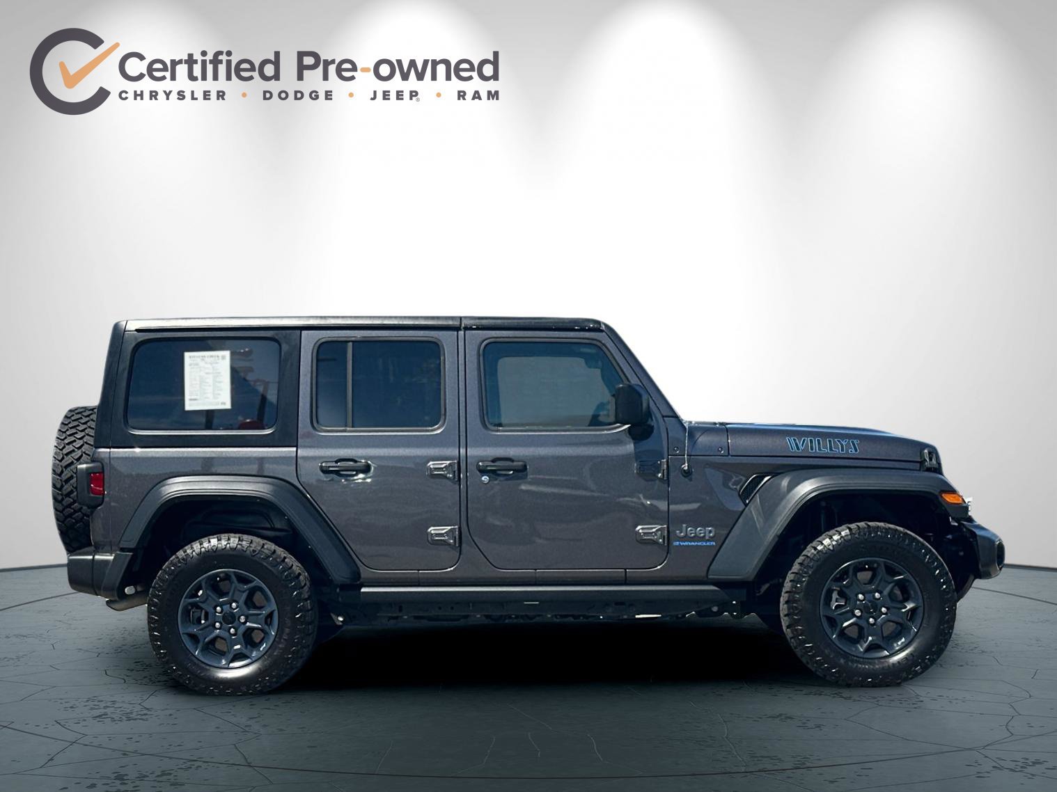 Used 2023 Jeep Wrangler Unlimited AWD/4WD image 3