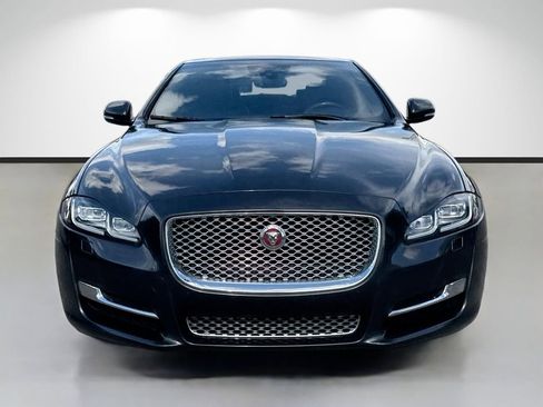Used 2018 Jaguar XJ L Portfolio image 8