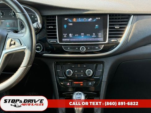 Used 2018 Buick Encore Sport Touring AWD/4WD image 11