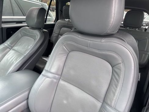 Used 2020 Lincoln Aviator Reserve w/ Elements Package Plus image 5