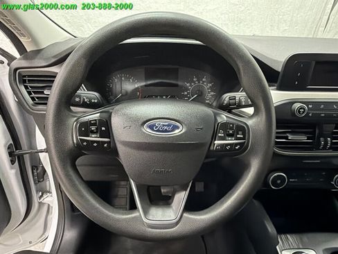 Used 2022 Ford Escape S AWD/4WD image 4