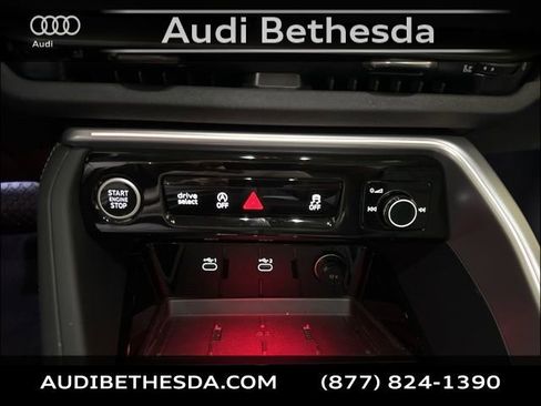 New 2025 Audi Q5 Premium Plus image 18