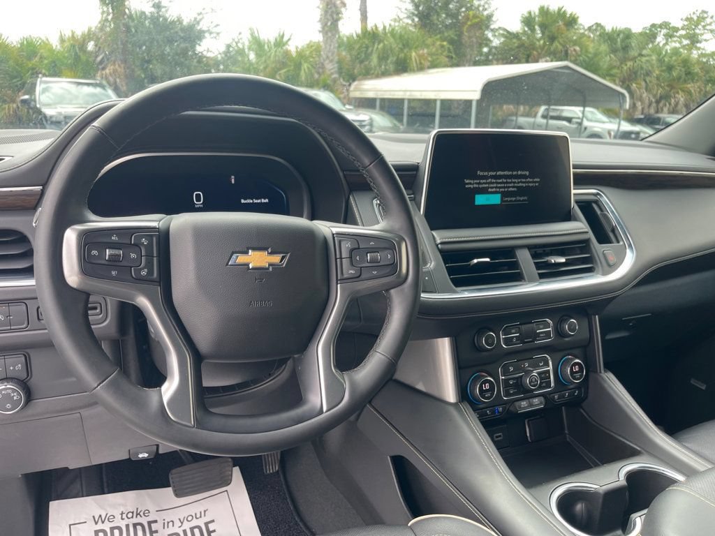 Used 2023 Chevrolet Suburban Premier AWD/4WD image 14