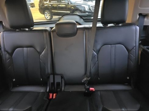 Used 2020 Ford Expedition Platinum image 10