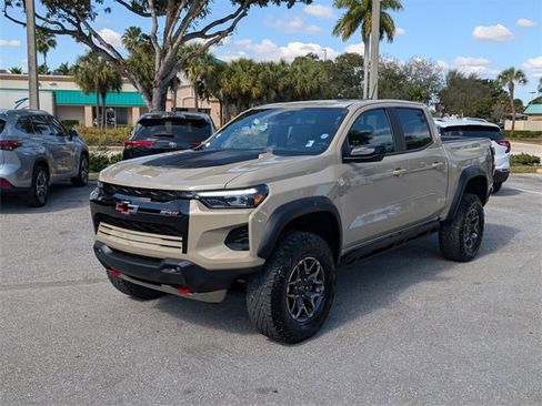 Certified 2024 Chevrolet Colorado ZR2 w/ ZR2 Convenience Package III image 3