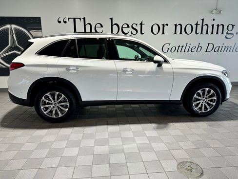 New 2026 Mercedes-Benz GLC 300 4MATIC image 3