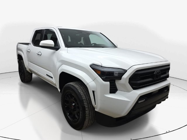 Used 2024 Toyota Tacoma SR5 RWD image 3