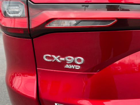 Used 2024 MAZDA CX-90 3.3 Turbo w/ Premium Package image 10