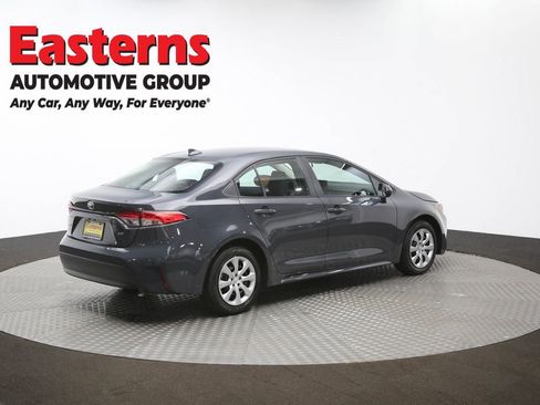 Used 2025 Toyota Corolla LE image 40