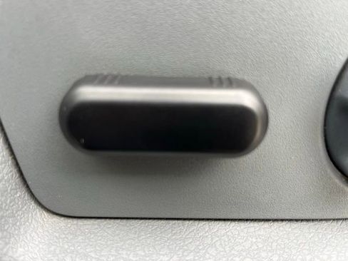 Used 2013 Ford F150 XLT w/ Luxury Equipment Group image 13