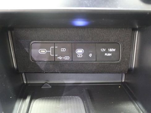 Used 2025 Hyundai Sonata SEL FWD image 19