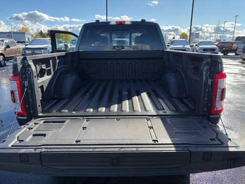 Used 2021 Ford F150 Lariat w/ Max Trailer Tow Package image 24