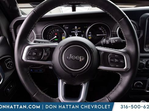 Used 2023 Jeep Wrangler Unlimited Sahara w/ Cold Weather Group AWD/4WD image 6