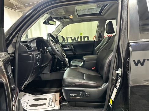 Used 2022 Toyota 4Runner TRD Pro AWD/4WD image 25
