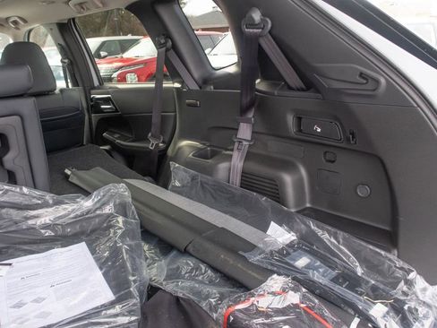 New 2025 Mitsubishi Outlander 4WD Plug-In Hybrid image 13