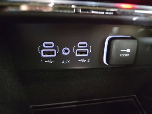 Used 2022 Jeep Grand Cherokee L Limited RWD image 26