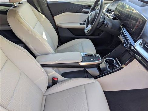 Used 2025 BMW X2 xDrive28i w/ Technology Package image 20