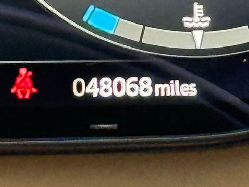 Used 2023 Land Rover Range Rover Long Wheelbase SE image 34