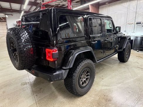 Used 2021 Jeep Wrangler Unlimited Rubicon w/ Xtreme Recon 35" Tire Package image 4