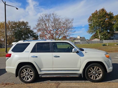 Used 2012 Toyota 4Runner Limited image 7
