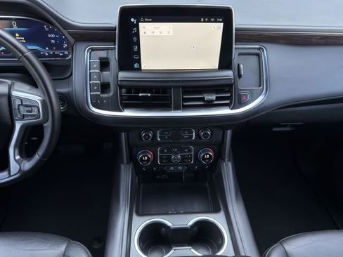 Used 2024 Chevrolet Tahoe LT RWD image 17