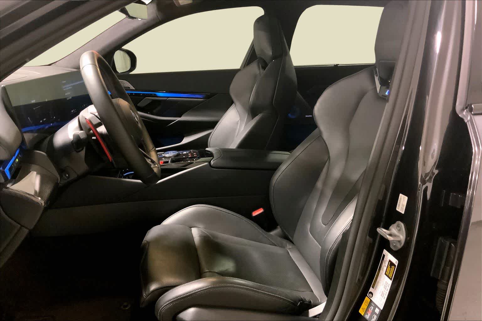 Used 2025 BMW M5 Touring w/ Executive Package AWD/4WD image 7